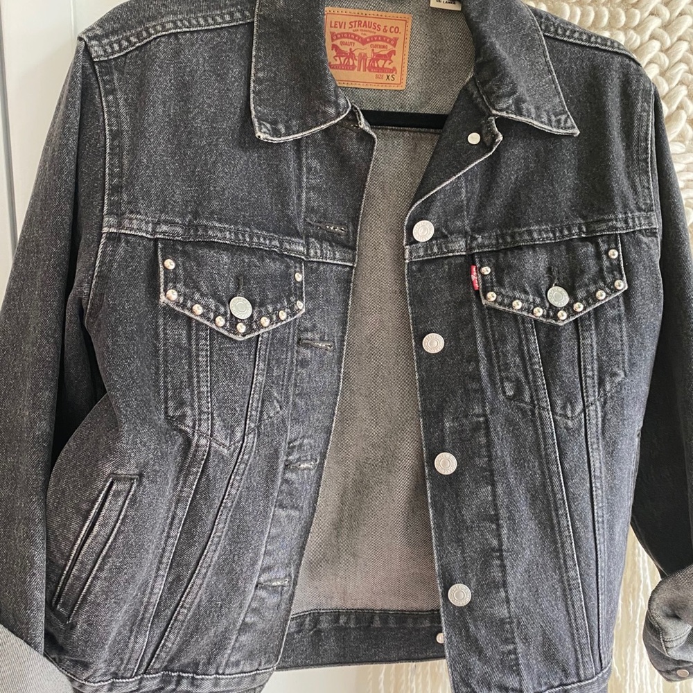 Levi’s Black denim jacket